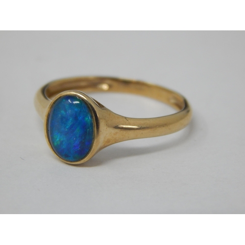 333 - 9ct Yellow Gold Opal Set Ring: Size N: gross weight 1.75g: Presented in Ring Box