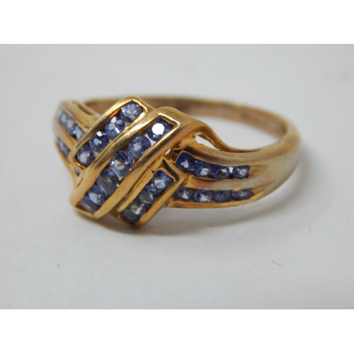 338 - 9ct Yellow Gold Gem Set Ring: Size L/M: gross weight 2.57g: Presented in Ring Box