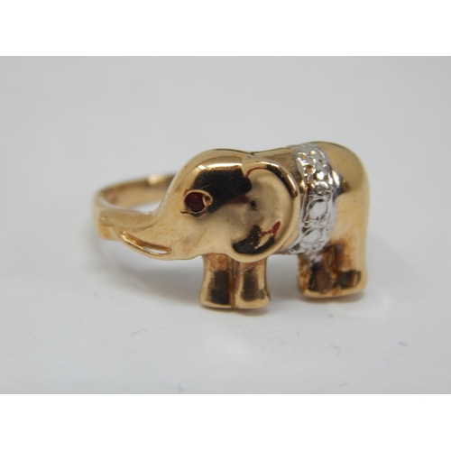 345 - 9ct Yellow Gold Elephant Ring: Size K: gross weight 3.82g: Presented in Ring Box