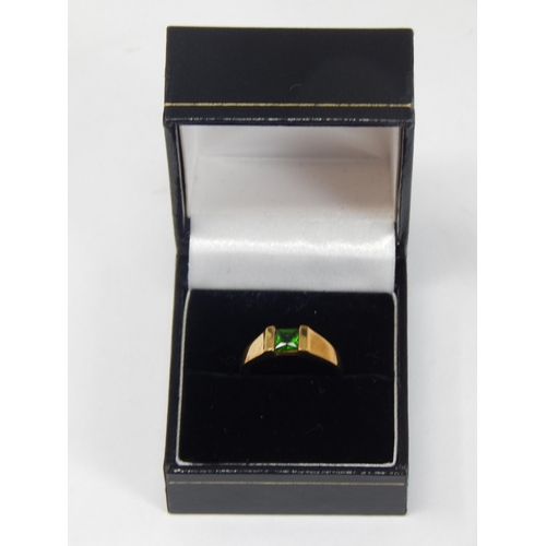 349 - 9ct Yellow Gold Gem Set Ring: Size N: gross weight 2.14g: Presented in Ring Box