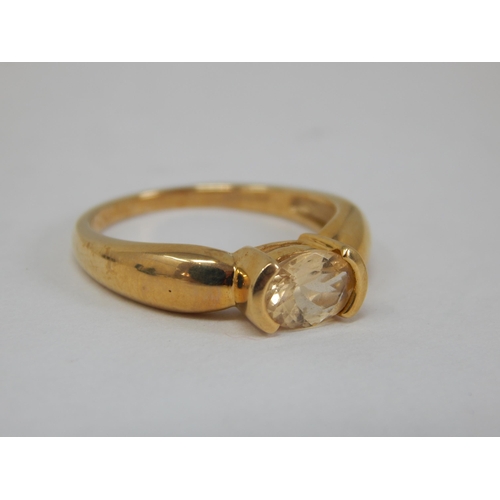 354 - 9ct Yellow Gold Gem Set Ring: Size L/M: gross weight 2.69g: Presented in Ring Box