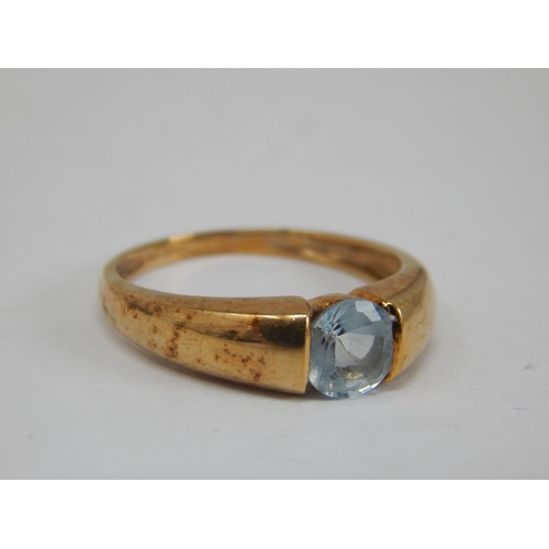 355 - 9ct Yellow Gold Gem Set Ring: Size N: gross weight 2.52g: Presented in Ring Box