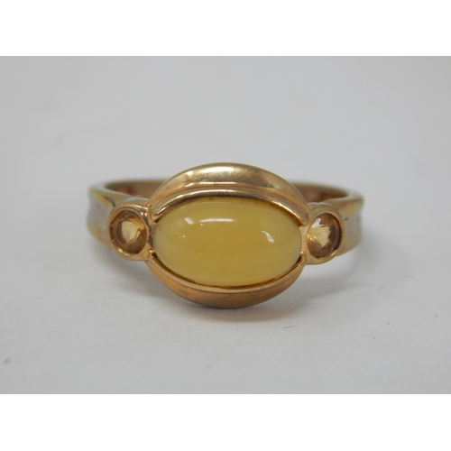 357 - 9ct Yellow Gold Gem Set Ring: Size L: gross weight 2.49g: Presented in Ring Box