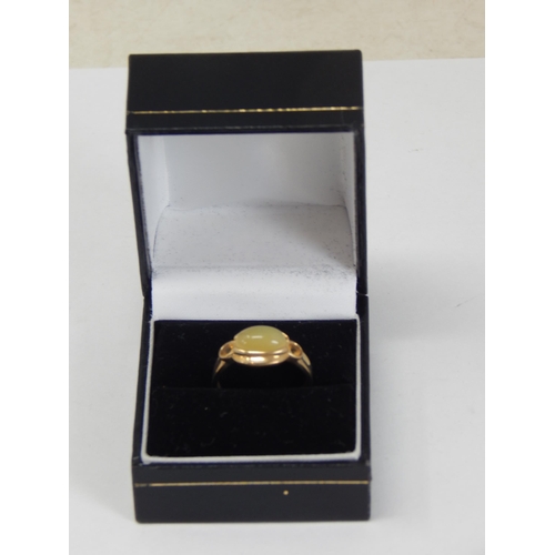 357 - 9ct Yellow Gold Gem Set Ring: Size L: gross weight 2.49g: Presented in Ring Box