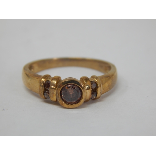 358 - 9ct Yellow Gold Gem Set Ring: Size N: gross weight 2.63g: Presented in Ring Box