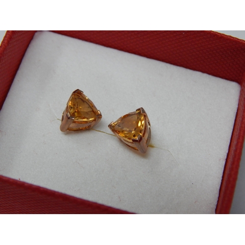 382 - 6 x Pairs of 9ct Gold Gem Set Earrings in Presentation Cases