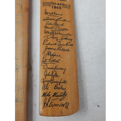 577 - Vintage Miniature Slazenger Cricket Bat Signed in Ink by The Middlesex Team together with a further ... 