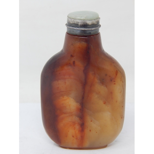 581 - C18th/C19th Chinese Mottled Jade Snuff Bottle. the inset green jade & white metal mounted top with i... 