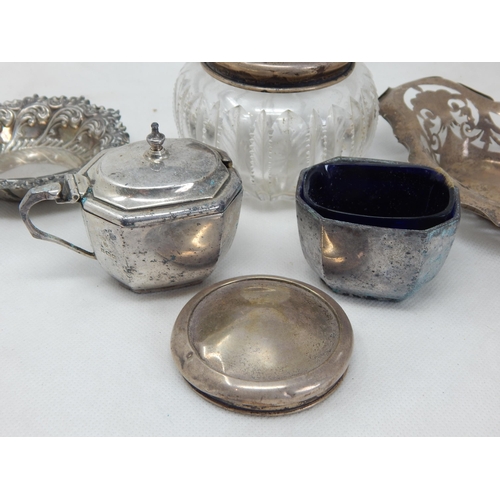 138 - A Small Group of Hallmarked Silver & Silver Mounted Items: Various Dates & Makers: Weighable Silver ... 