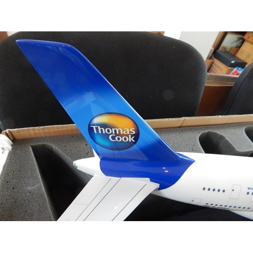 550 - Large New & Boxed Model of a Thomas Cook Passenger Plane: Length 75cm