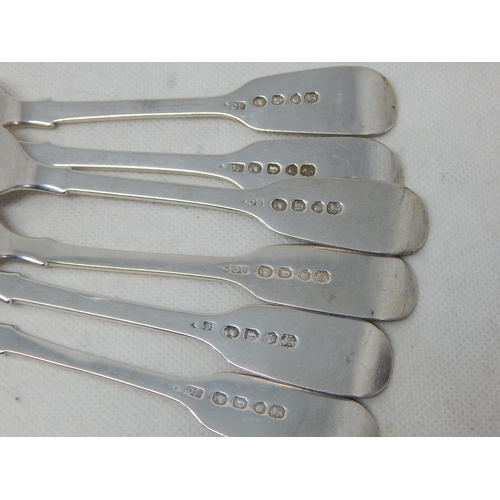 727 - Set of 6 Victorian Silver Dessert Forks Hallmarked London 1848 by Charles Boyton: Length 17cm: Weigh... 