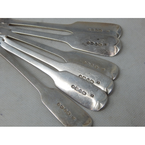 729 - Set of 6 Victorian Silver Dessert Spoons Hallmarked London 1864 by William Smily: Length 18cm: Weigh... 