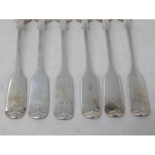 730 - Set of 6 Victorian Silver Dessert Forks Hallmarked London 1856: Length 17.5cm: Weight 222g