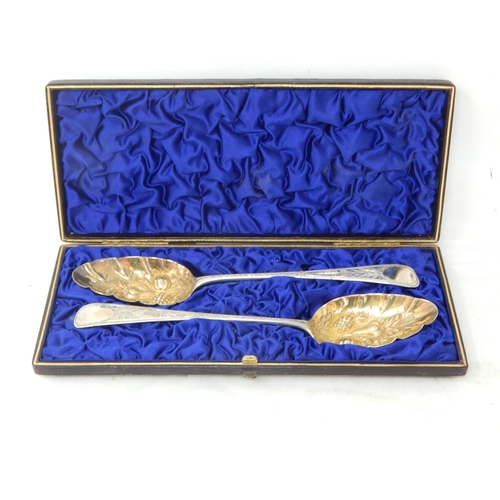 738 - A Pair of George III Silver Berry Spoons Hallmarked London 1792 /1807 in Fitted Case: Length 22cm: W... 