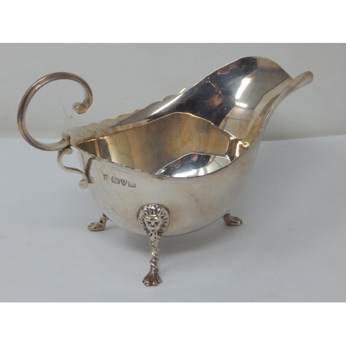 762 - Silver Sauce Boat Hallmarked Chester 1912 by Nathan & Hayes: Weight 130g