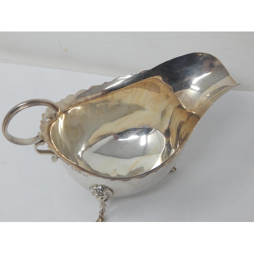 762 - Silver Sauce Boat Hallmarked Chester 1912 by Nathan & Hayes: Weight 130g