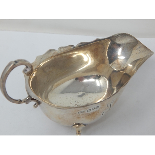 763 - Edwardian Silver Sauce Boat Hallmarked London 1909 by Mappin & Webb: Weight 98g