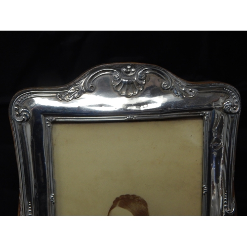 777 - Silver Photograph Frame Hallmarked Birmingham 1911 by Henry Matthews: Measuring 20cm high x 14cm wid... 