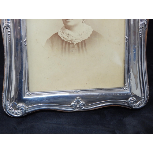 777 - Silver Photograph Frame Hallmarked Birmingham 1911 by Henry Matthews: Measuring 20cm high x 14cm wid... 