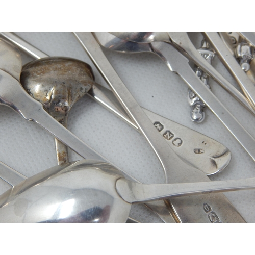 783 - A Quantity of George III & Later Silver Spoons Including Irish, Scottish Provincial & English: Vario... 