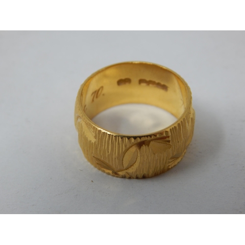 166 - 22ct Yellow Gold Bright Cut Ring: Size L: Weight 8.49g