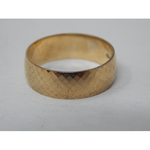 187 - 9ct Yellow Gold Wedding Ring: Size N: Weight 3.25g