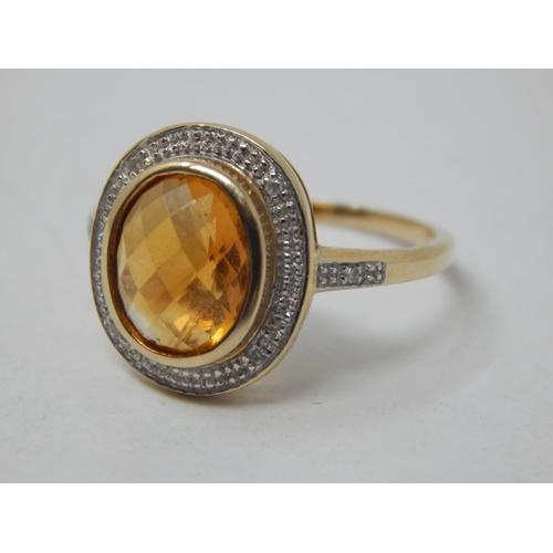 460 - 9ct Yellow Gold Gem Set Ring: Size O: Gross weight 3.70g