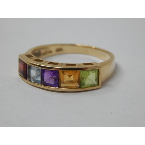 461 - 9ct Yellow Gold Gem Set Ring: Size N: Gross weight 2.29g