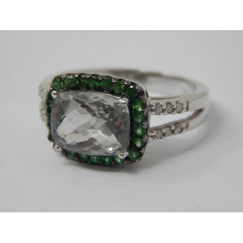 481 - 9ct White Gold Gem Set Ring: Size O: Gross weight 4.69g