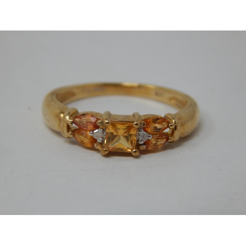 668 - 9ct Yellow Gold Gem Set Ring: Size O: Gross weight 2.63g