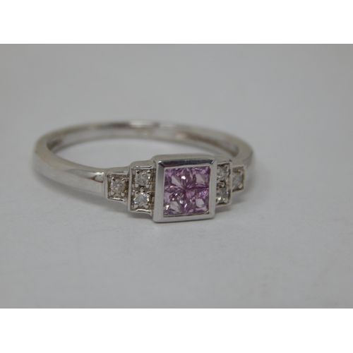 678 - 9ct White Gold Gem Set Ring: Size O: Gross weight 2.32g