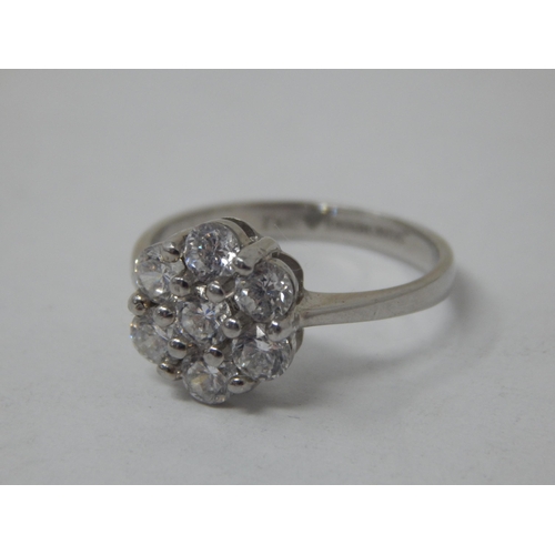 688 - 9ct White Gold Gem Set Ring: Size N: Gross weight 2.65g