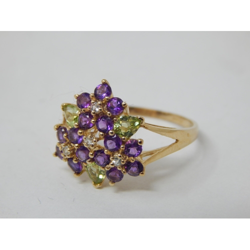 842 - 9ct Yellow Gold Gem Set Ring: Size O: Gross weight 2.56g