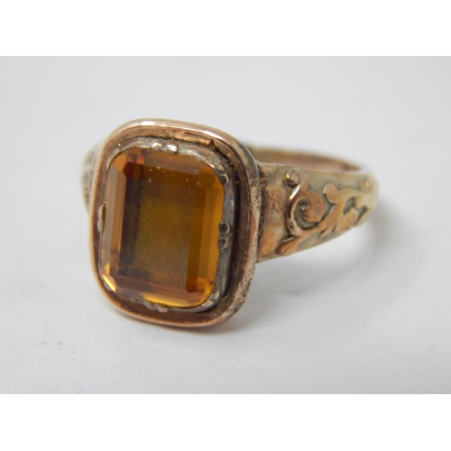 862 - 9ct Yellow Gold Gem Set Ring: Size L: gross weight 4.34g