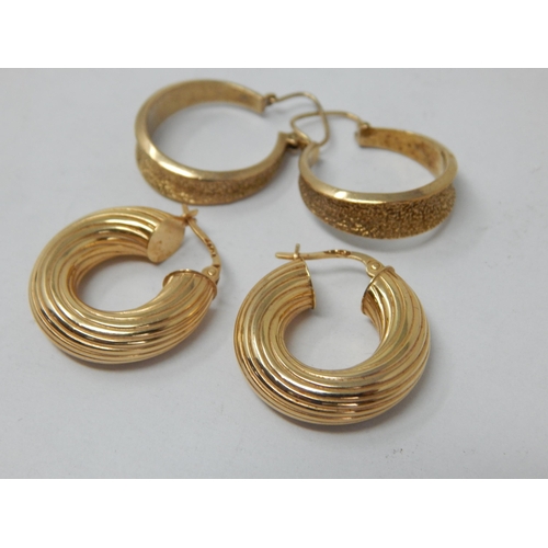 905 - Two Pair of 9ct Yellow Gold Earrings: Weight 8.67g