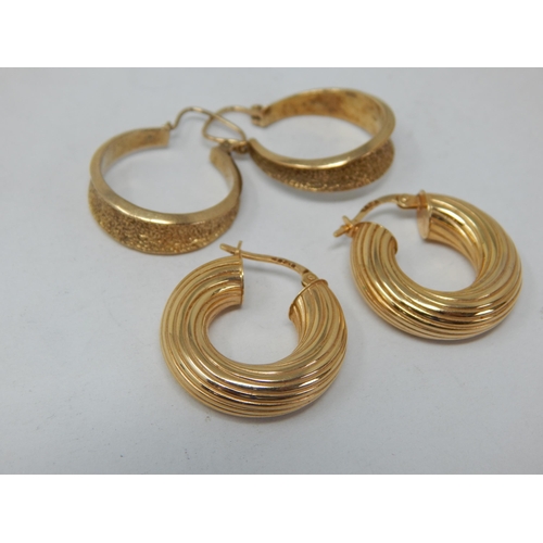 905 - Two Pair of 9ct Yellow Gold Earrings: Weight 8.67g