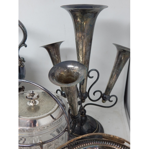 805 - A Quantity of Silver Plated Wares (lot)