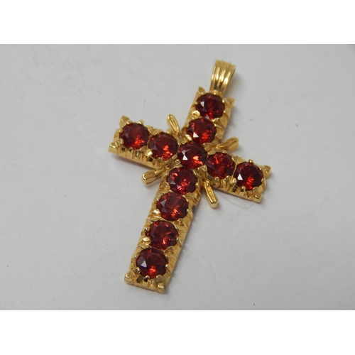 925 - 9ct Yellow gold Gem Set Cross: Gross weight 3.62g