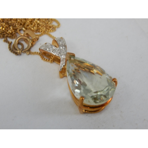 993 - 9ct Yellow Gold Pendant Necklace, chain tangled: Gross weight 3.5g