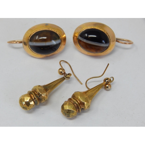 999 - Two Pairs of Unmarked Yellow Metal Earrings: Gross weight 11.8g