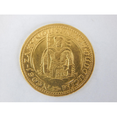 98 - 22ct Gold 1933 Czechoslovakia Ducat