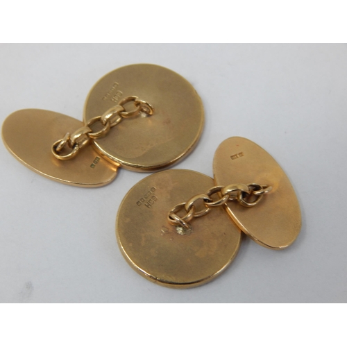 123 - A Pair of Gentleman's 9ct Yellow Gold Cufflinks: Weight 12.74g