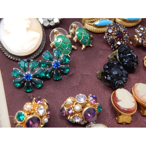 272 - An Extensive Collection of Good Quality Vintage Costume Jewellery to Include Brooches, Bracelets, Ea... 