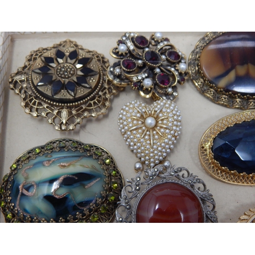 272 - An Extensive Collection of Good Quality Vintage Costume Jewellery to Include Brooches, Bracelets, Ea... 