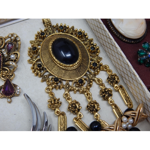 272 - An Extensive Collection of Good Quality Vintage Costume Jewellery to Include Brooches, Bracelets, Ea... 