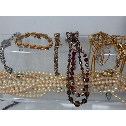 272 - An Extensive Collection of Good Quality Vintage Costume Jewellery to Include Brooches, Bracelets, Ea... 