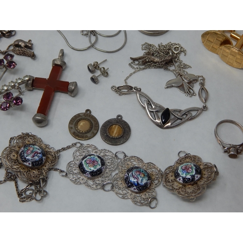 279 - A Quantity of Silver Jewellery together with some Costume Jewellery