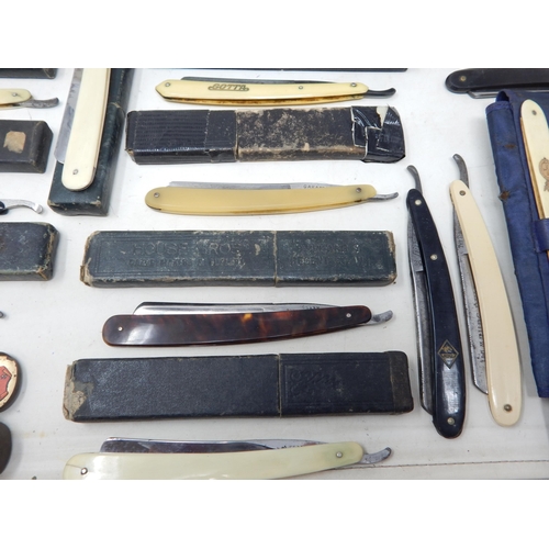 466 - A Large Quantity of Antique & Vintage Cut Throat Razors