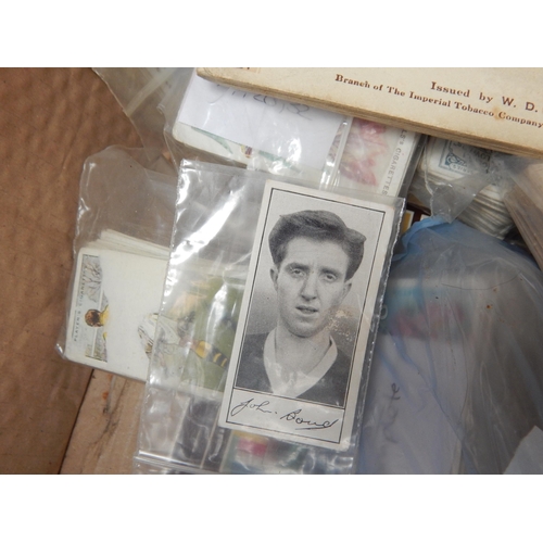 473 - Large Quantity of Cigarette Card Sets, Albums etc together with a quantity of postcards