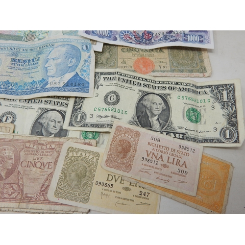 99C - A Quantity of World Banknotes